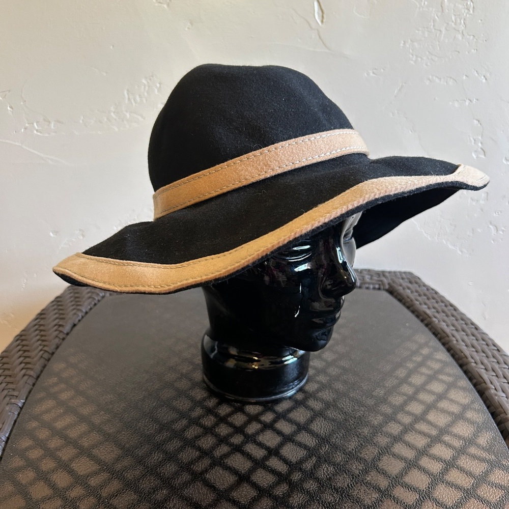 Red Fish Designs Floppy 100% Wool Hat Size OS